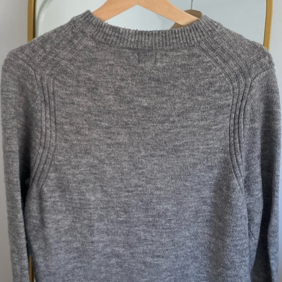 A New Day Heathered Grey Sweater Small - Picture 9 of 11